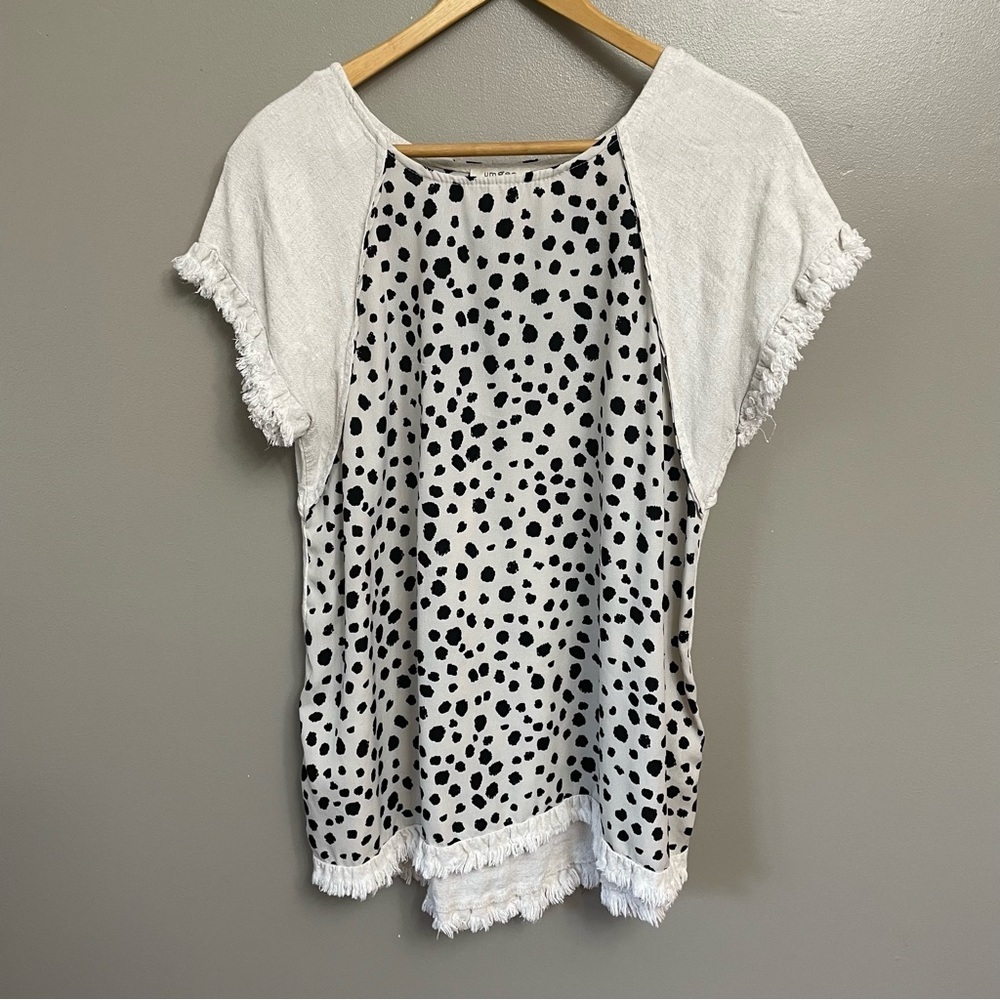 Umgee Linen Blend Frayed Edge Short Sleeve Top Size Small cream black dot